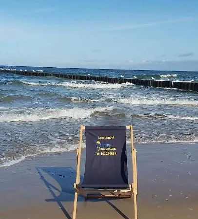 Familia * Dziwnówek